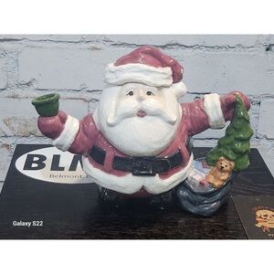 Vtg 1998 Ceramic Santa Teapot in good used condition. No chips or cracks. Holds